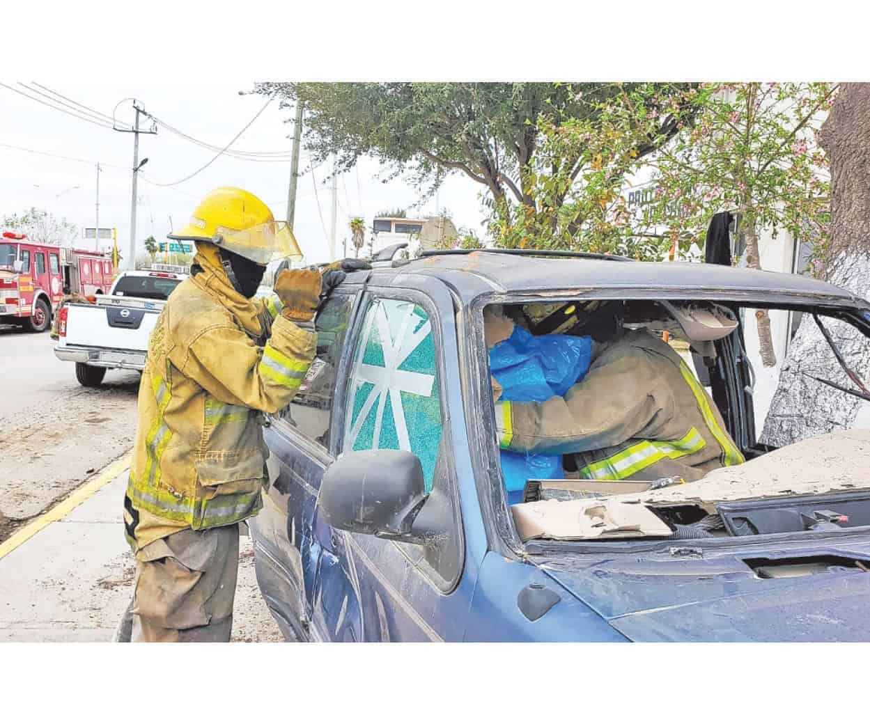 Capacitan a bomberos en la extracción de atrapados