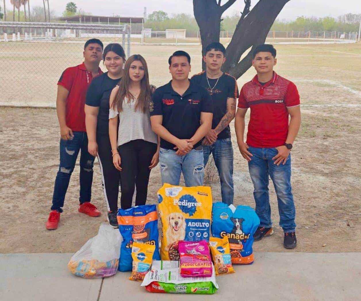 Apoyan jóvenes a refugios caninos