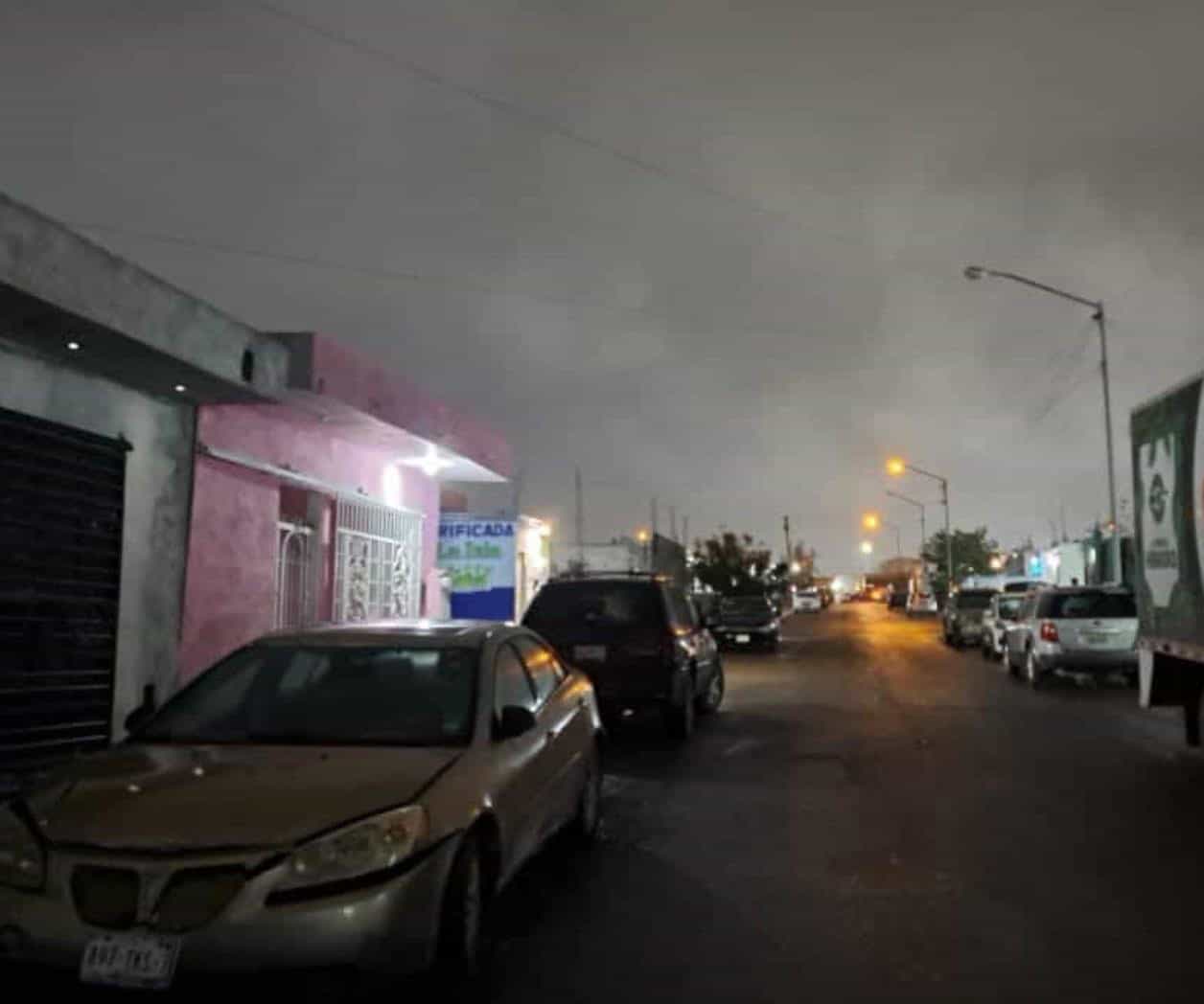 Sufren las familias por falta de luz en colonia