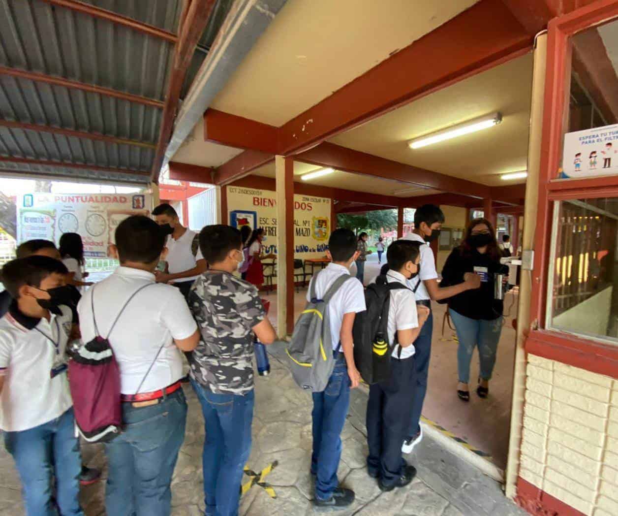 Refuerzan puntualidad en escuelas