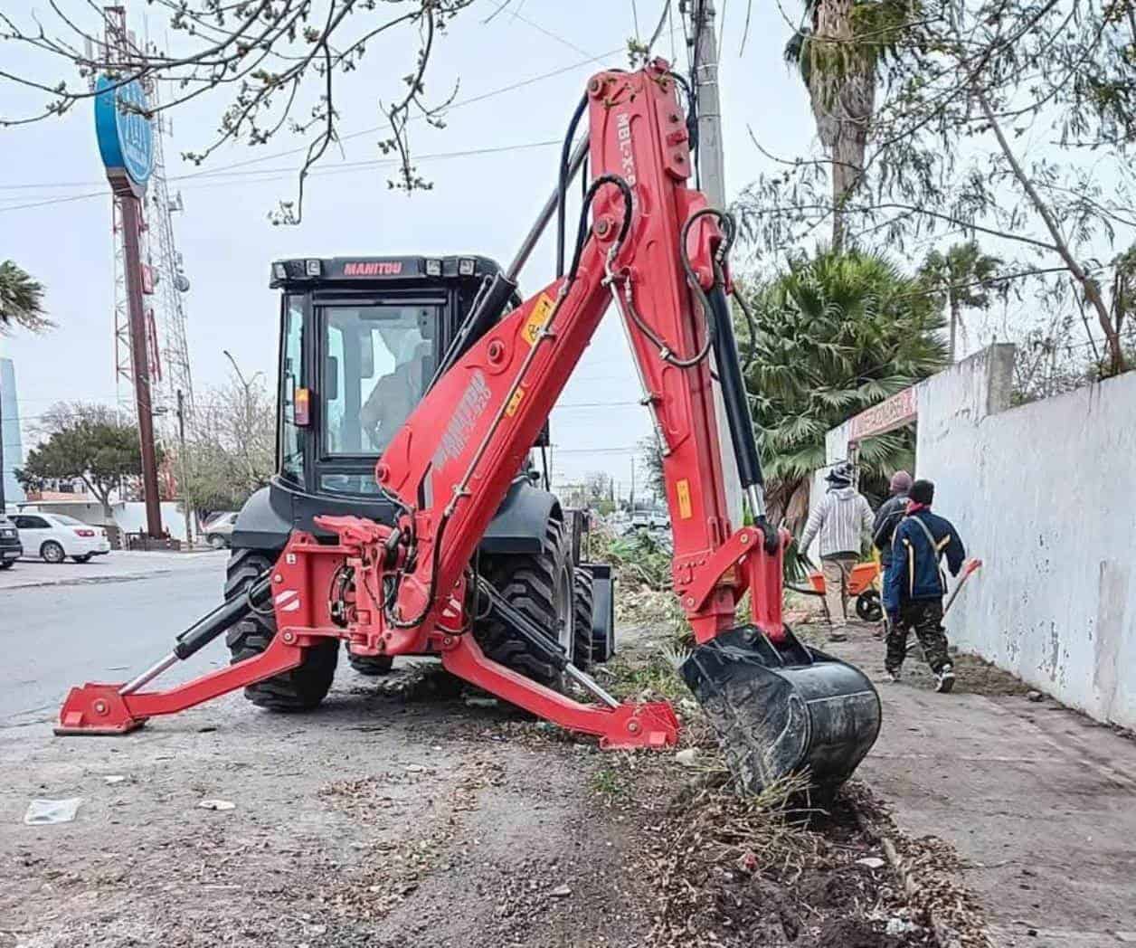 Sigue la limpieza de áreas verdes