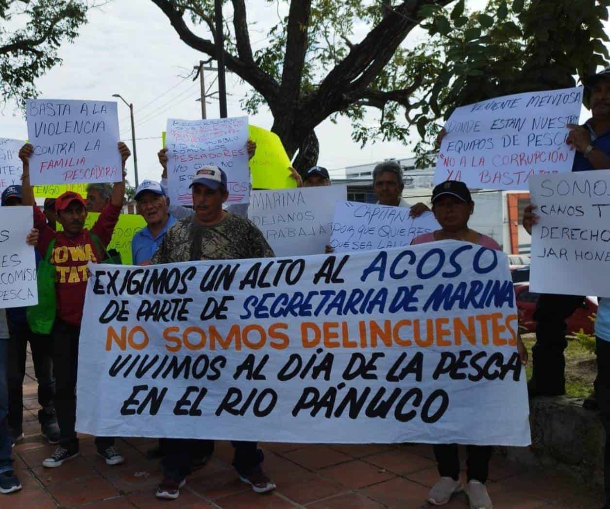 Exigen pescadores freno a operativos de la Marina