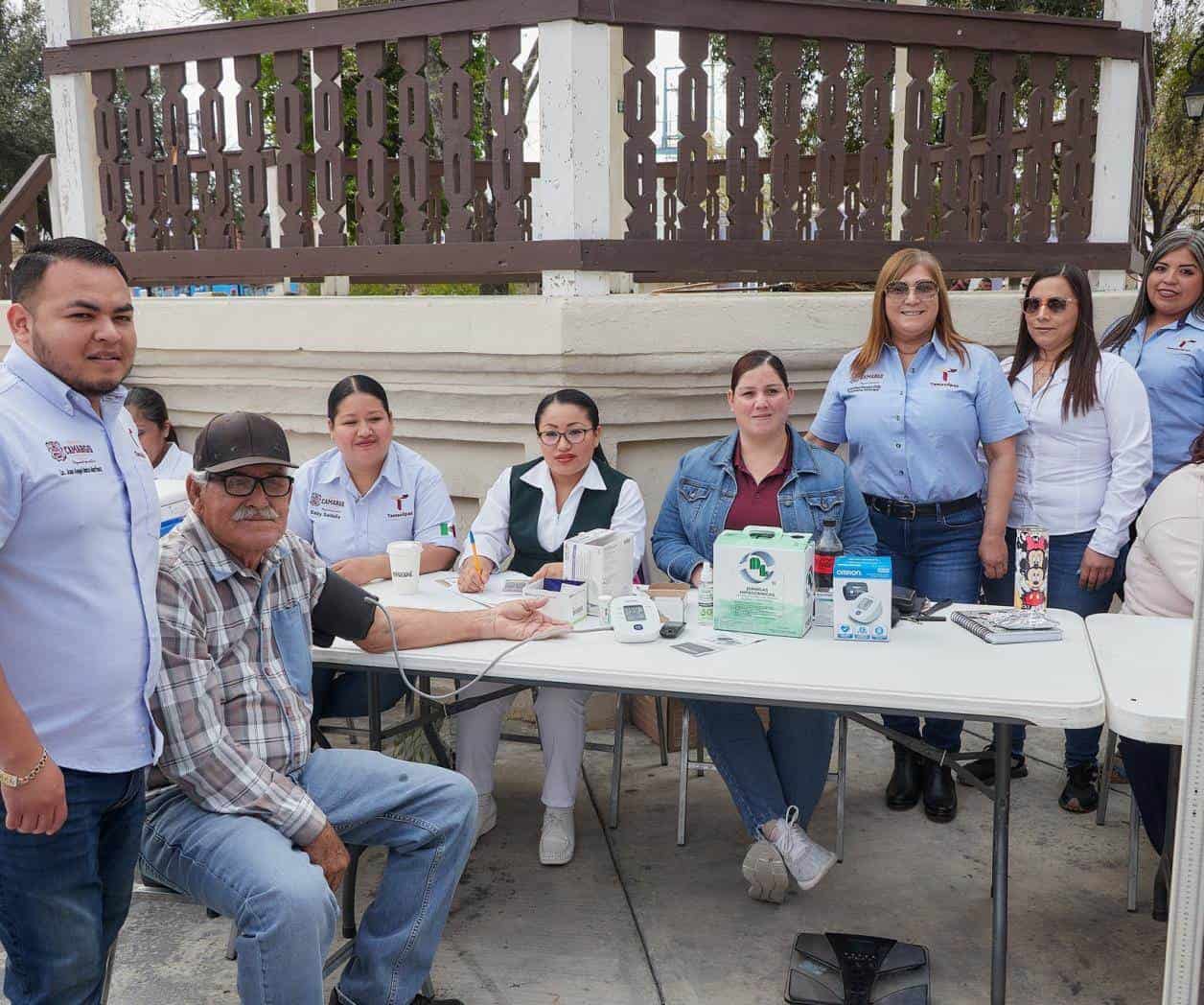 Llevan Brigada Médica Asistencial en explanada