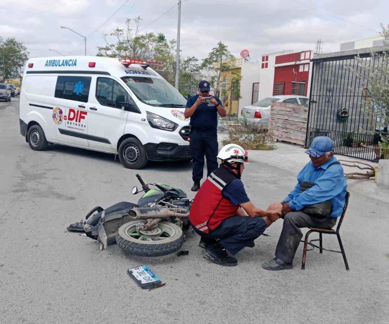 Motociclista choca y queda malherido