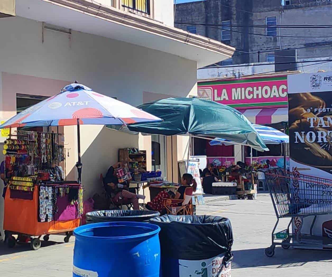 Protestan contra informalesen la calle peatonal Hidalgo