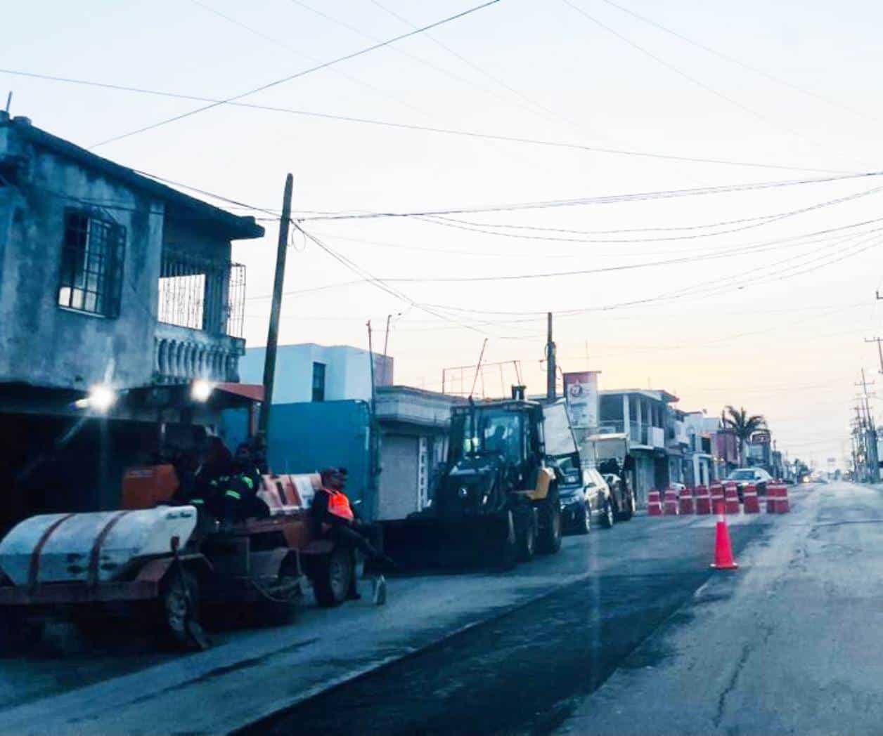 Cierran carril de calle 20 por trabajo de recarpeteo