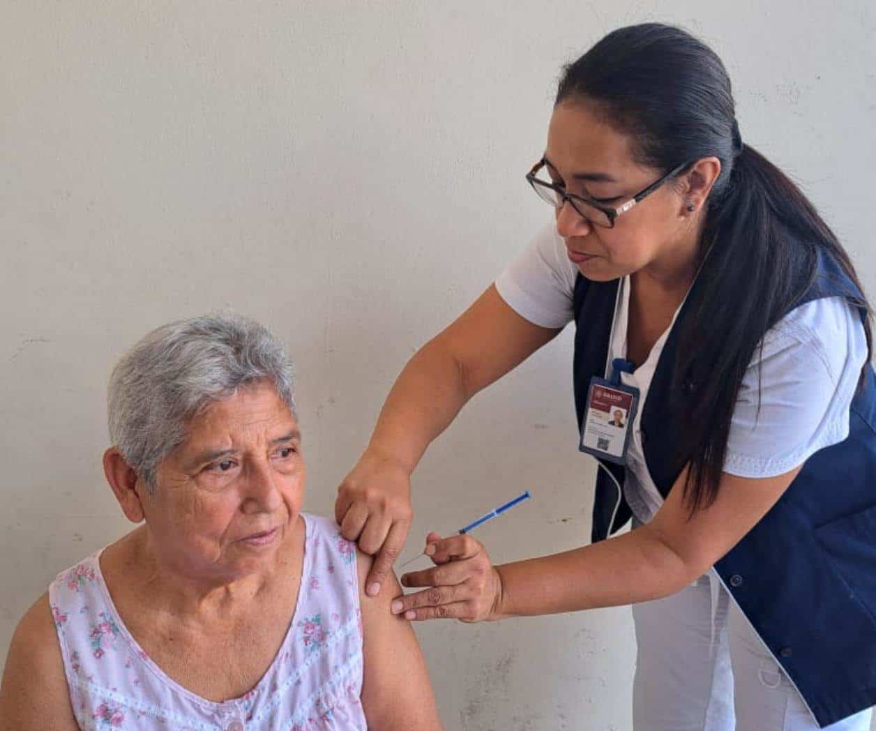 Mantendrán permanente programa de vacunación