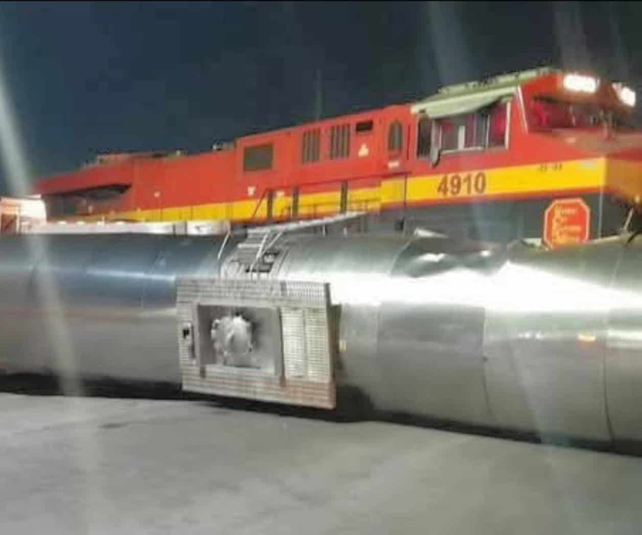 Tren embiste a pipa en Madero