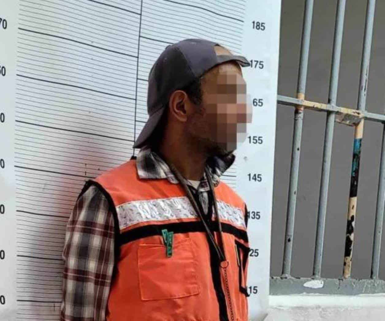 Se puso violento contra agente de Tránsito Local