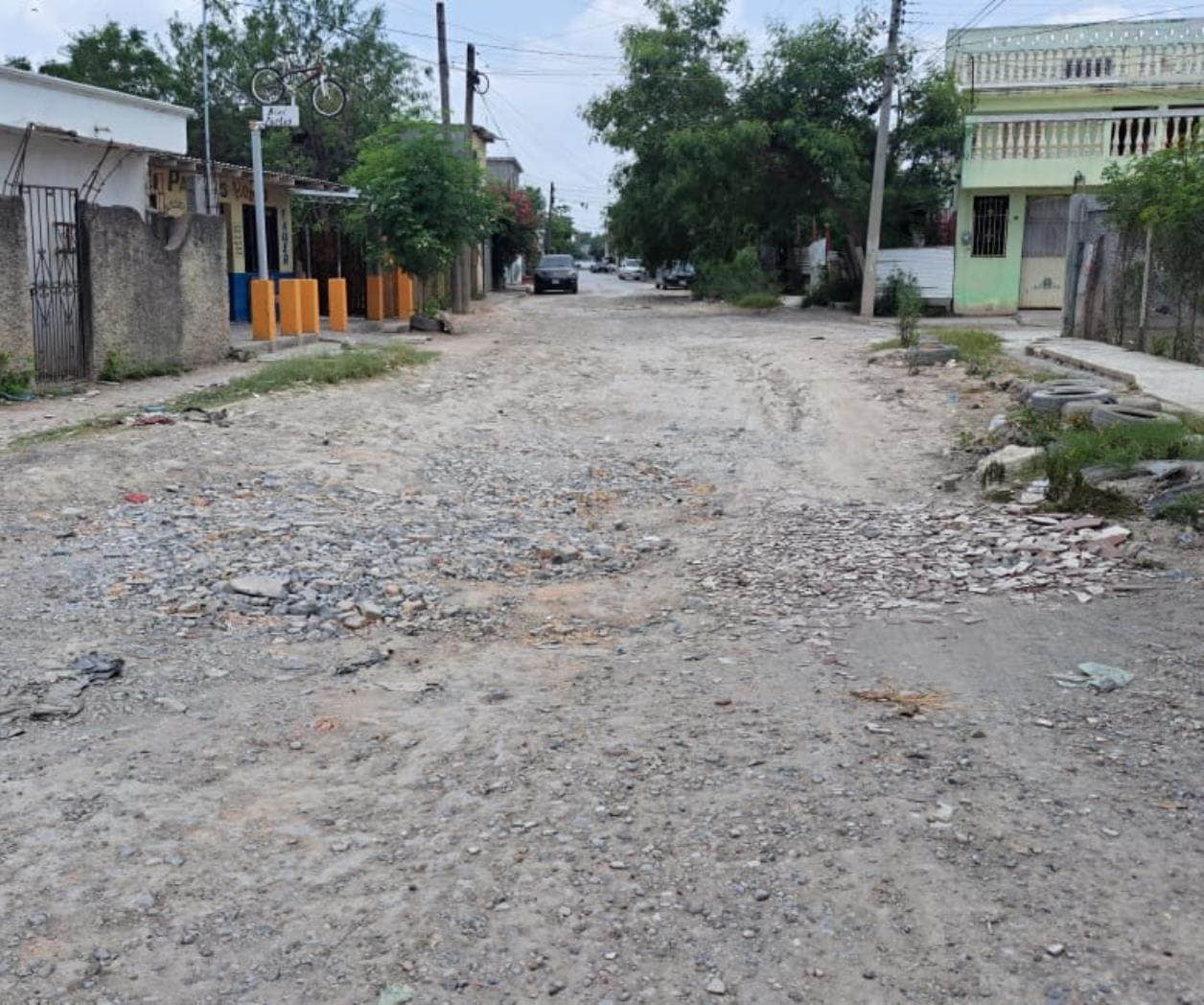 Demandan arreglo de calle en la colonia Aquiles Serdán