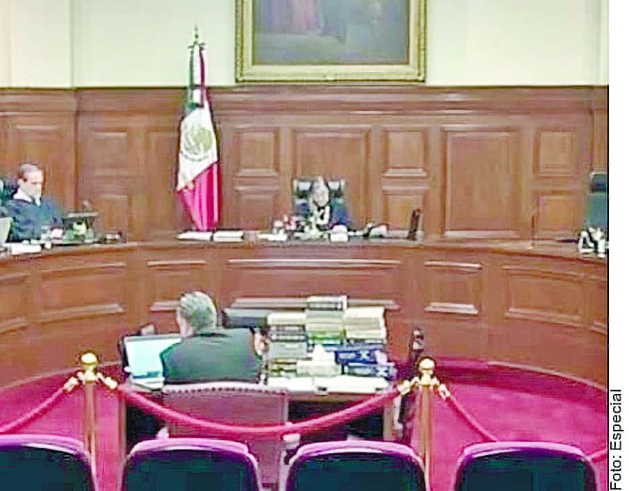 Exige Corte extender las licencias de paternidad