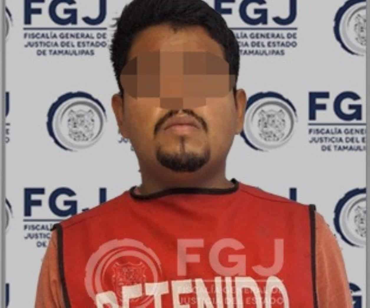 Procesan a un sujeto por posesión de auto robado