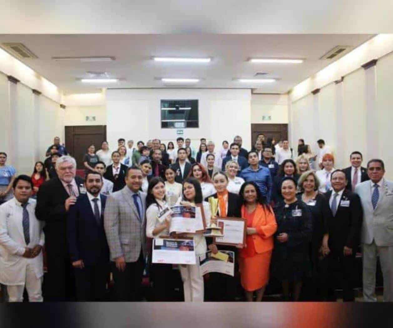Gana Nuevo Laredo certamen de Oratoria