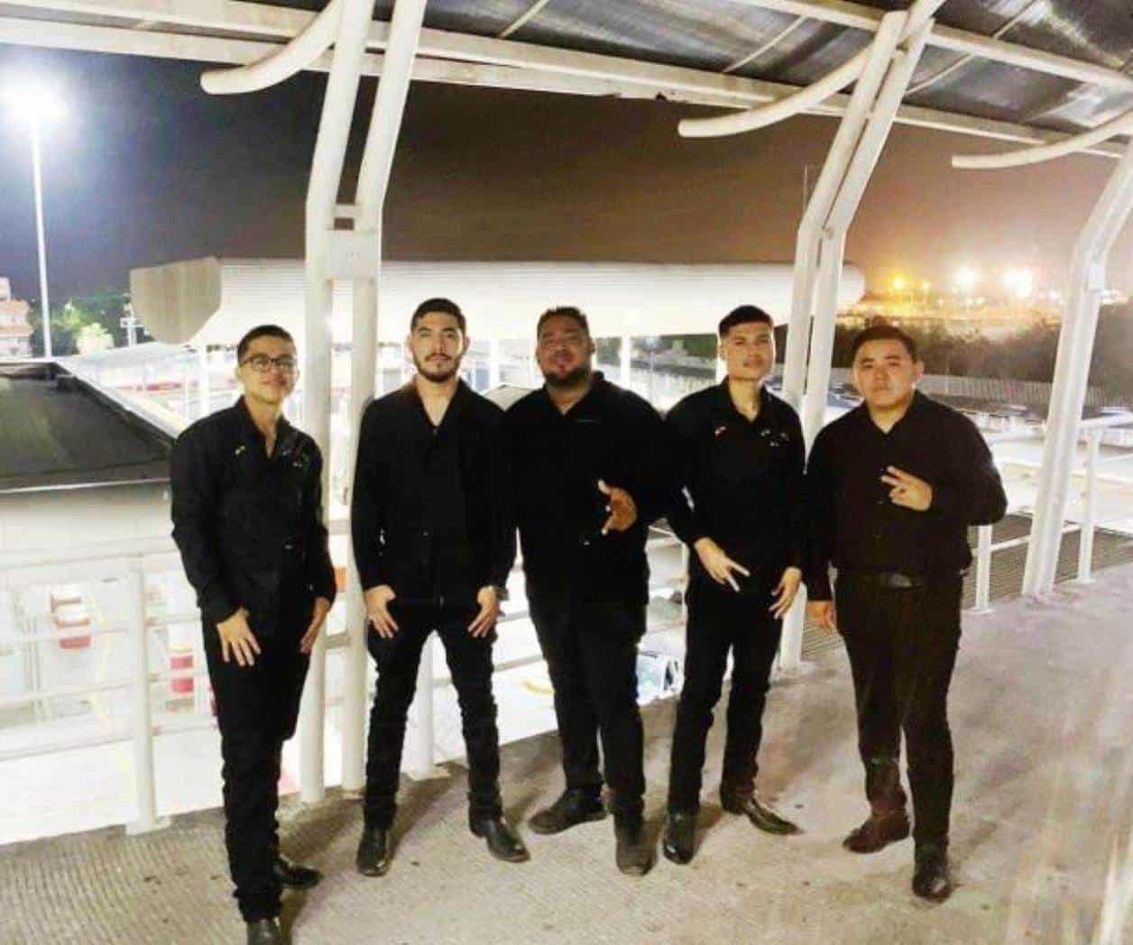Salen a tocar y ya no regresan