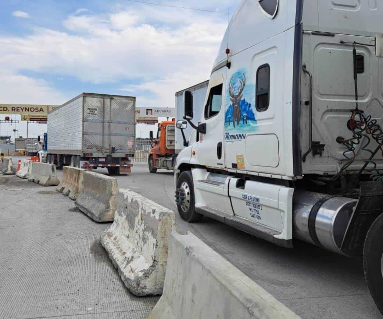 Respaldan transportistas a productores de granos