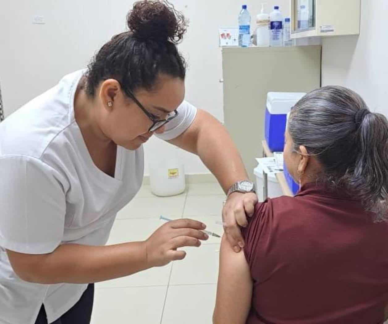Aplican 20 mil vacunas: Aceleran campaña en la ciudad