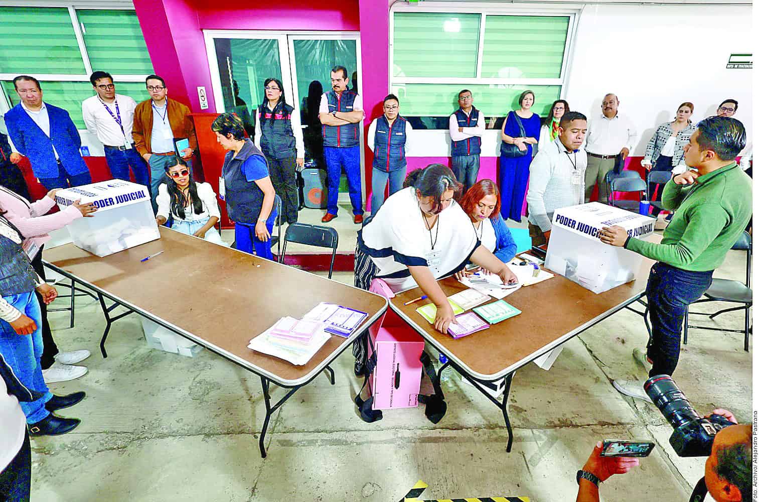 Alertan en comicios movilización y caos