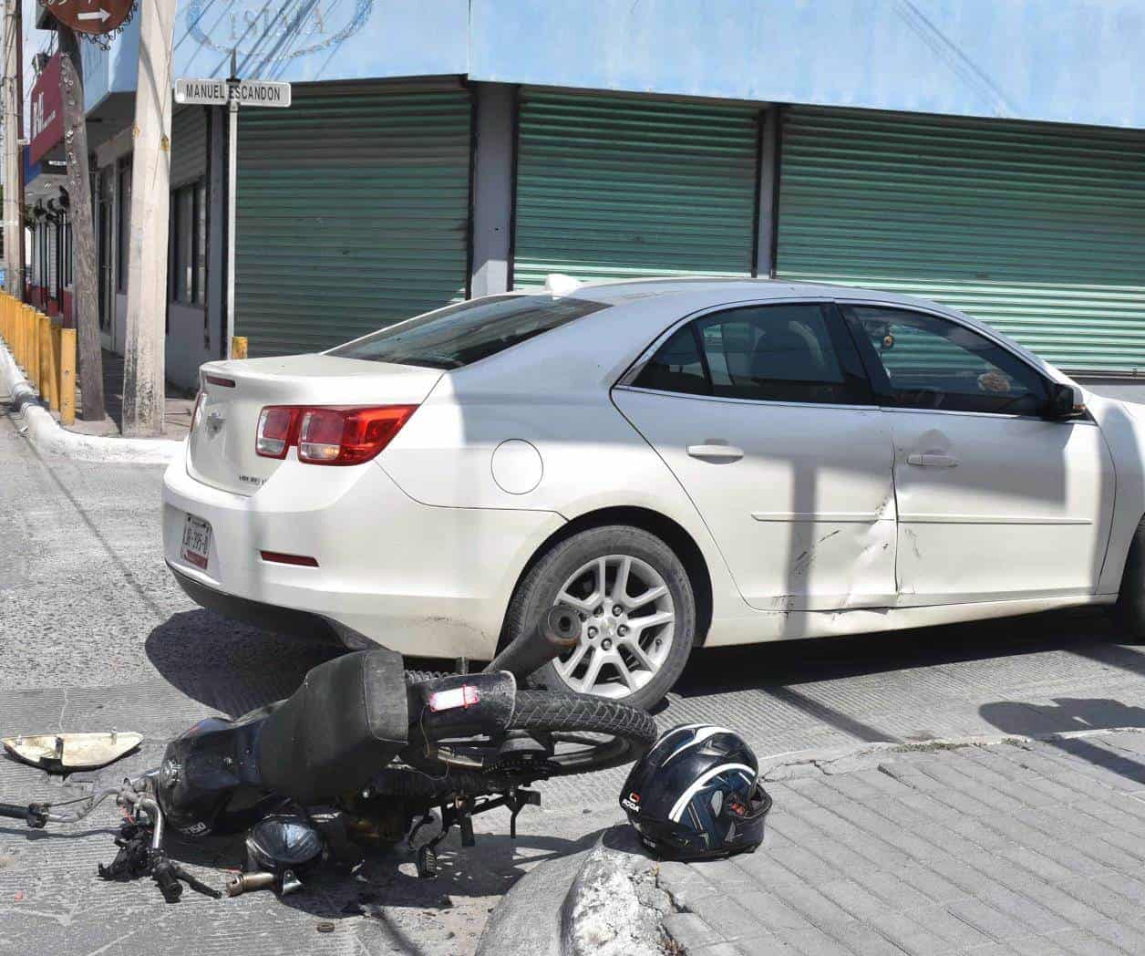 Destroza moto en accidente vial
