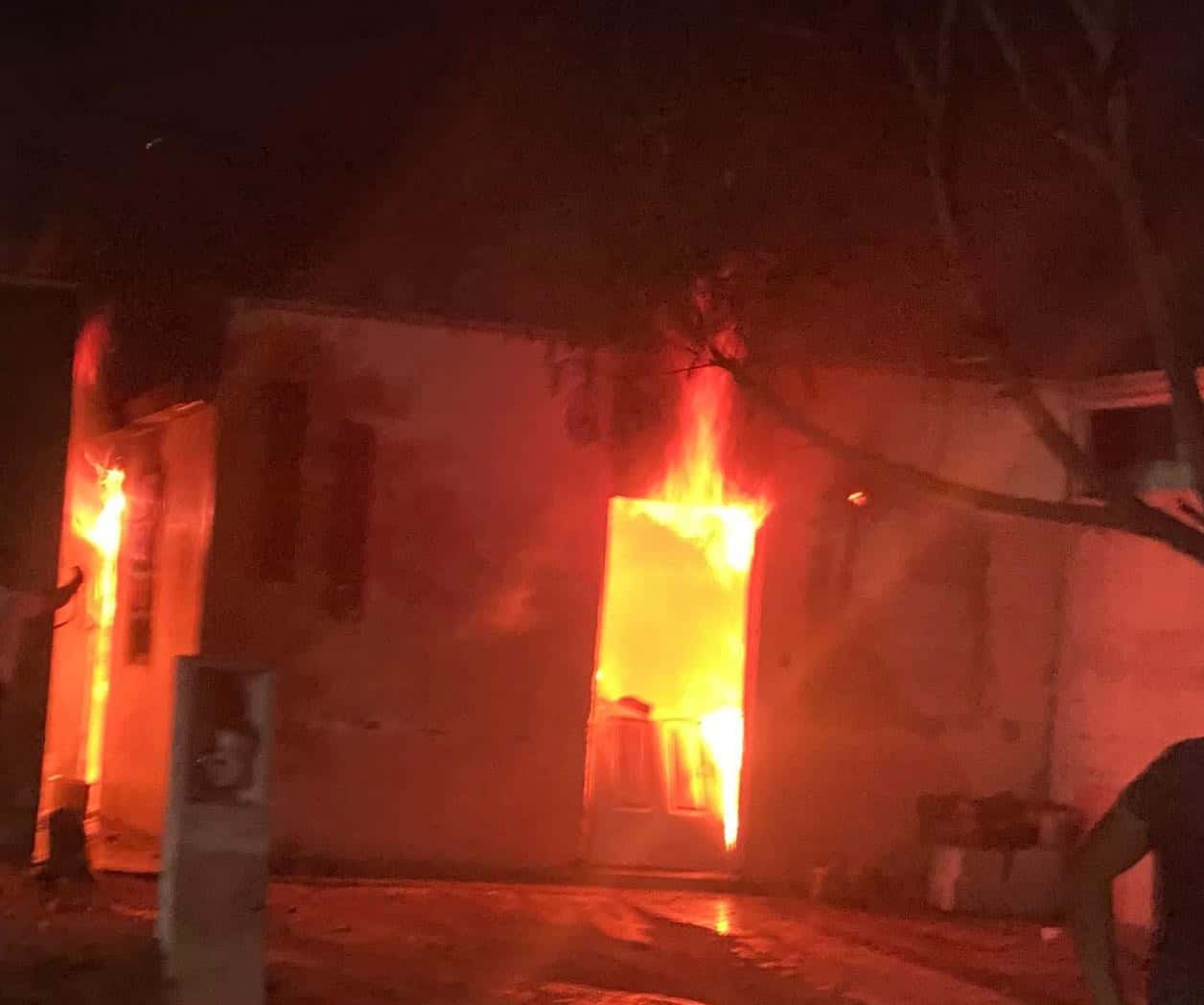 Incendio acaba con patrimonio de una familia