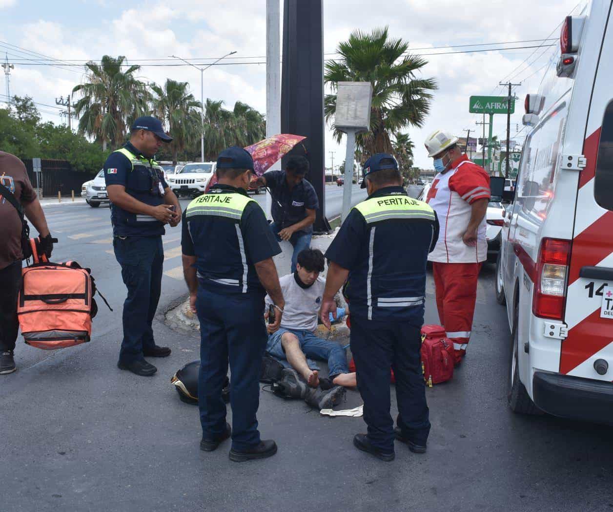 Embiste a motociclista