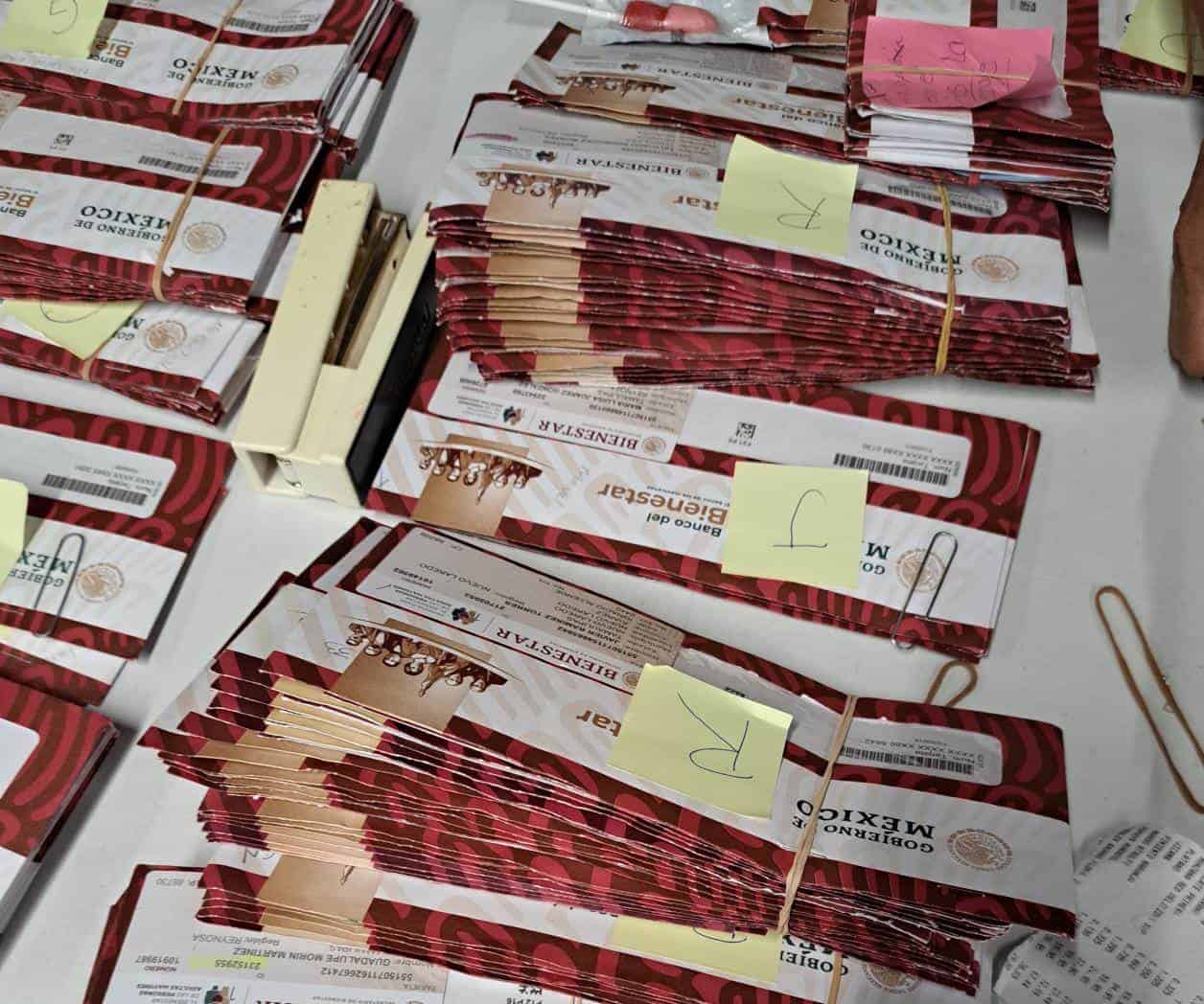 Falsifican tarjetas del Bienestar
