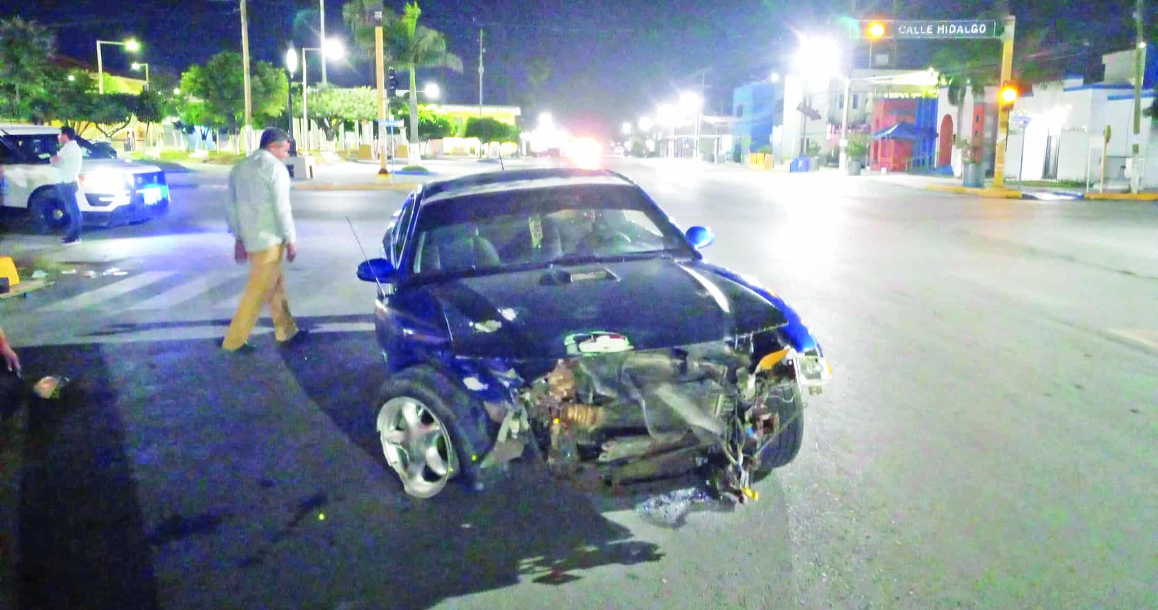 Se estampan Mustang y Kia