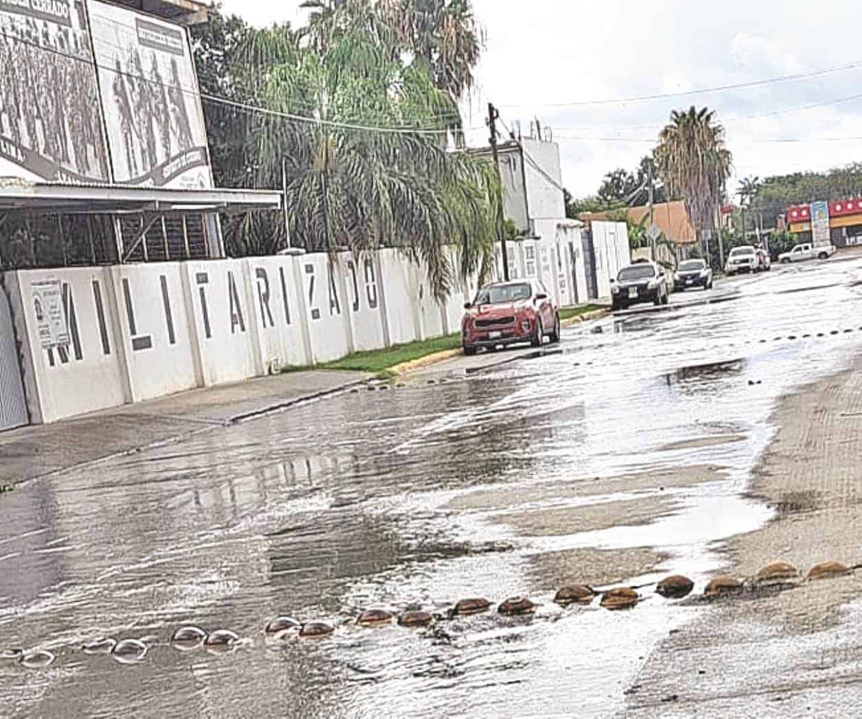 Urgen a Comapa arregle megafuga de agua