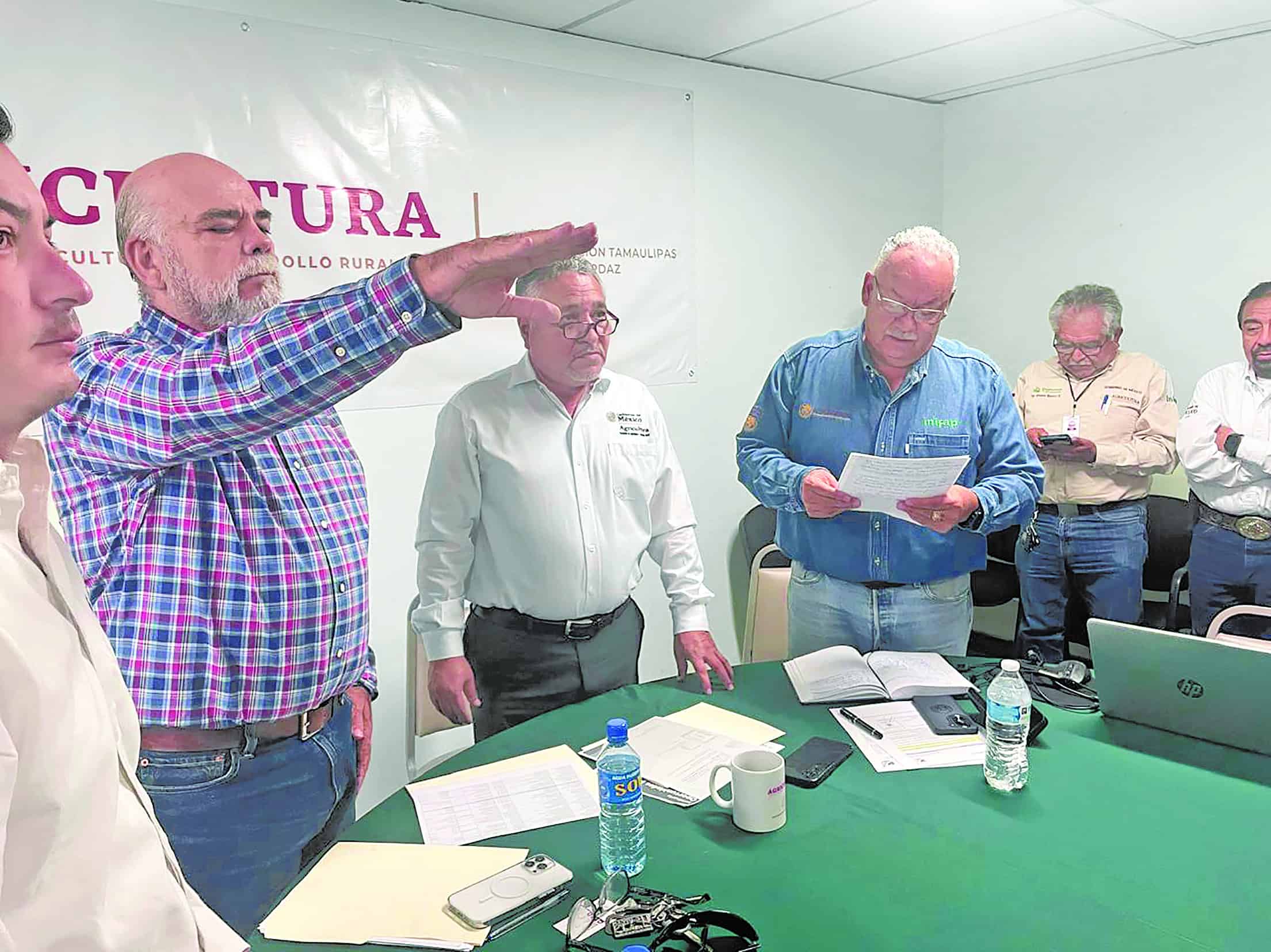 Asume Consejo del  Distrito Agrícola 115