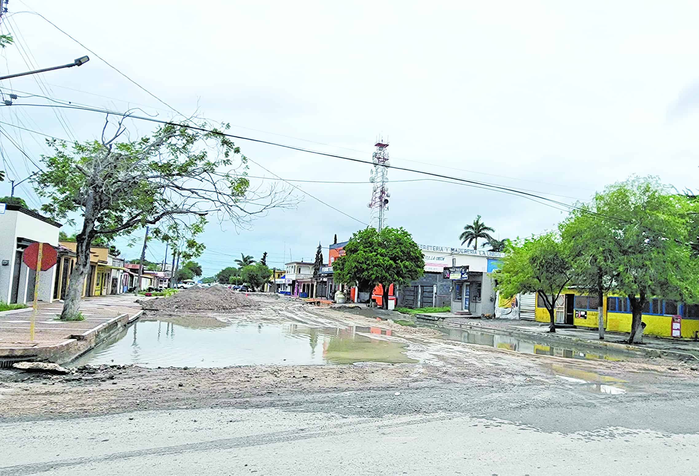 Lluvias paralizan los trabajos de drenaje