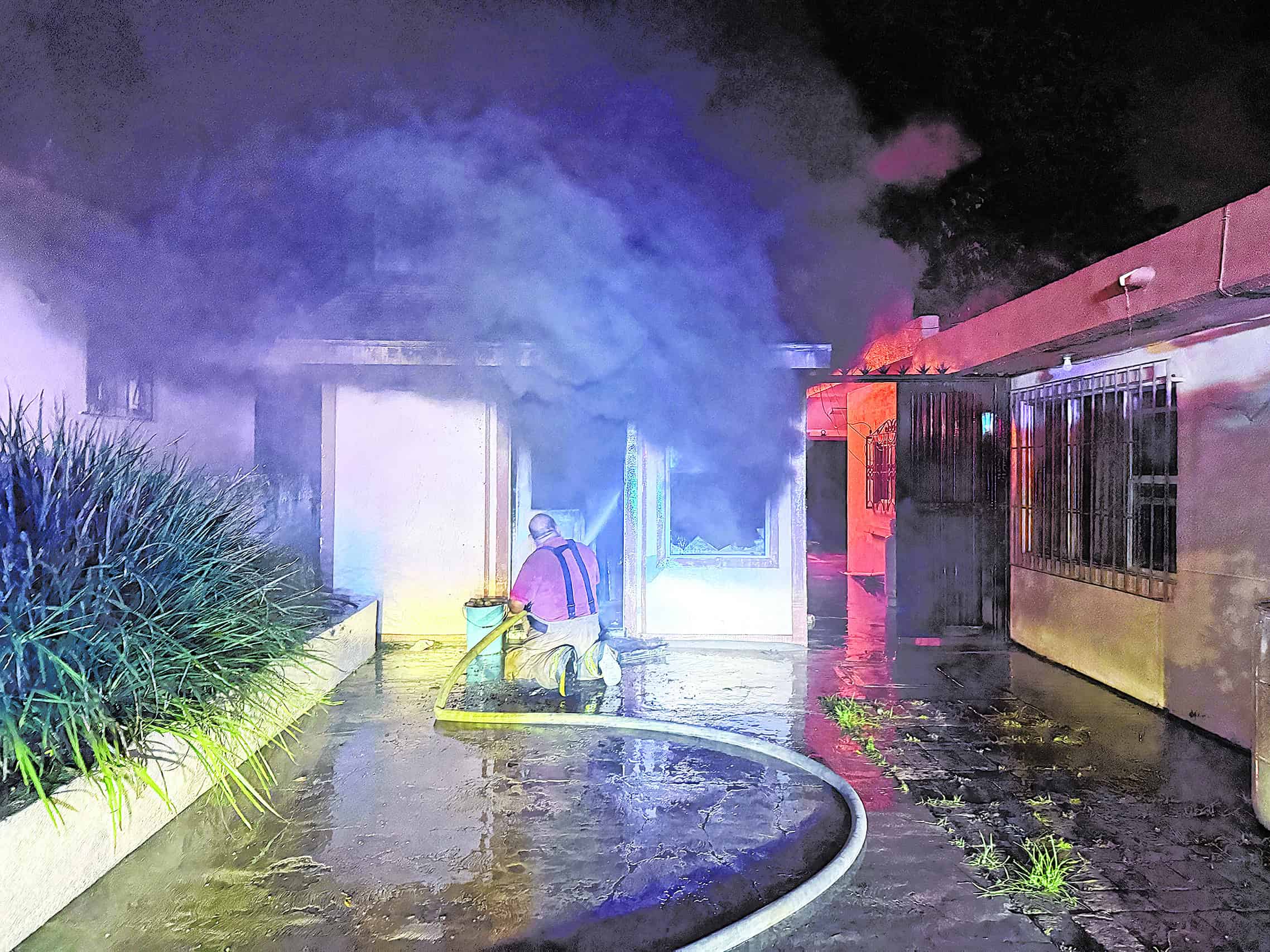 Se incendia casa de familia de exalcalde