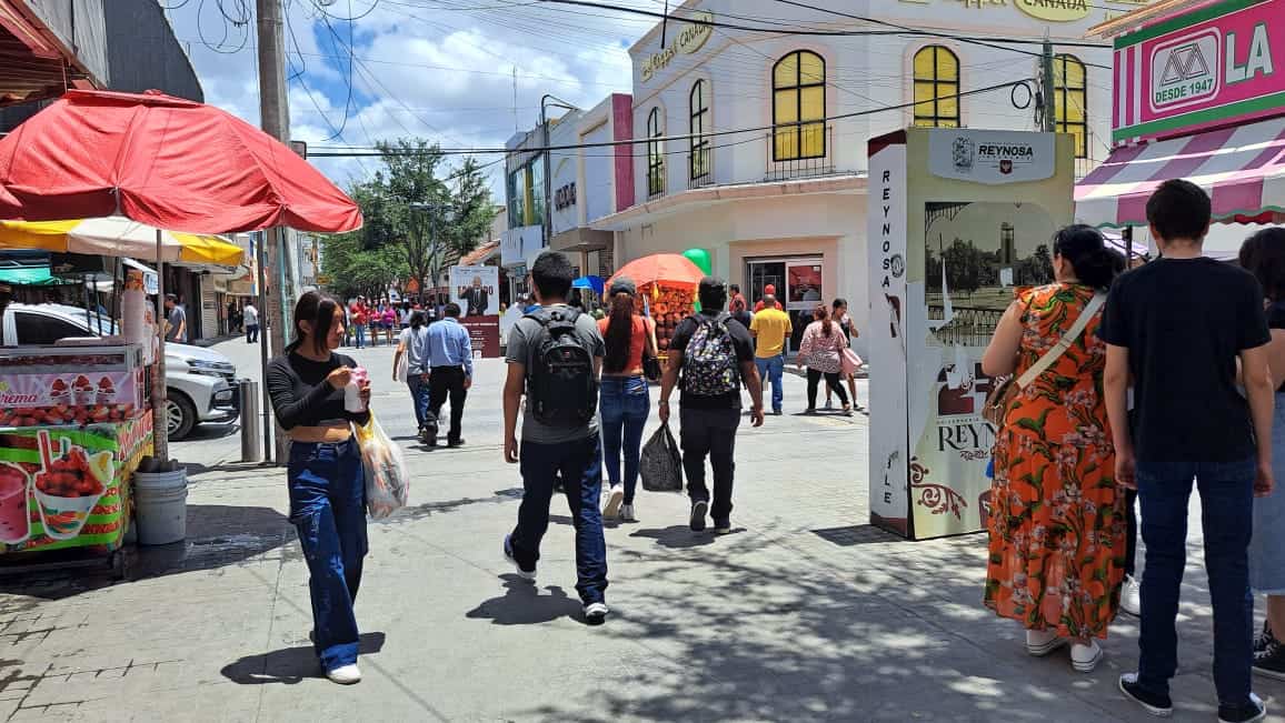 Destacan ventajas de salud caminar a diario