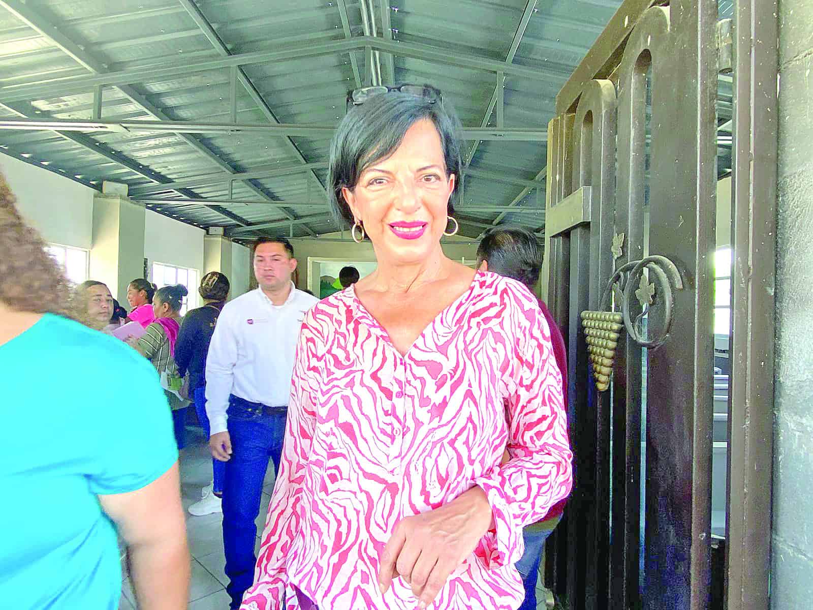 Buscan sanear laguna La Escondida
