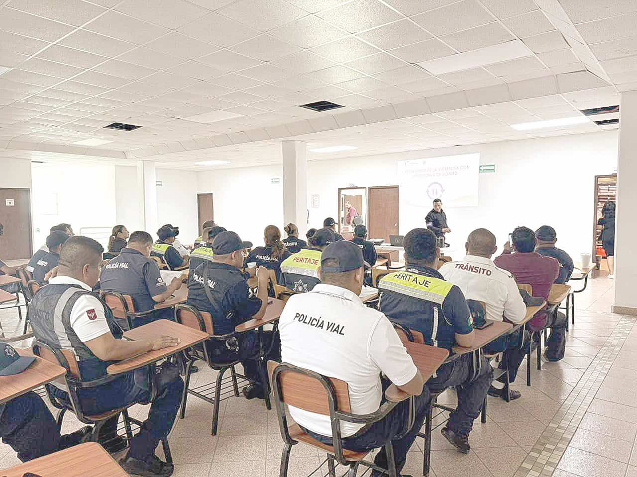 Ofrecen un taller con perspectiva de género