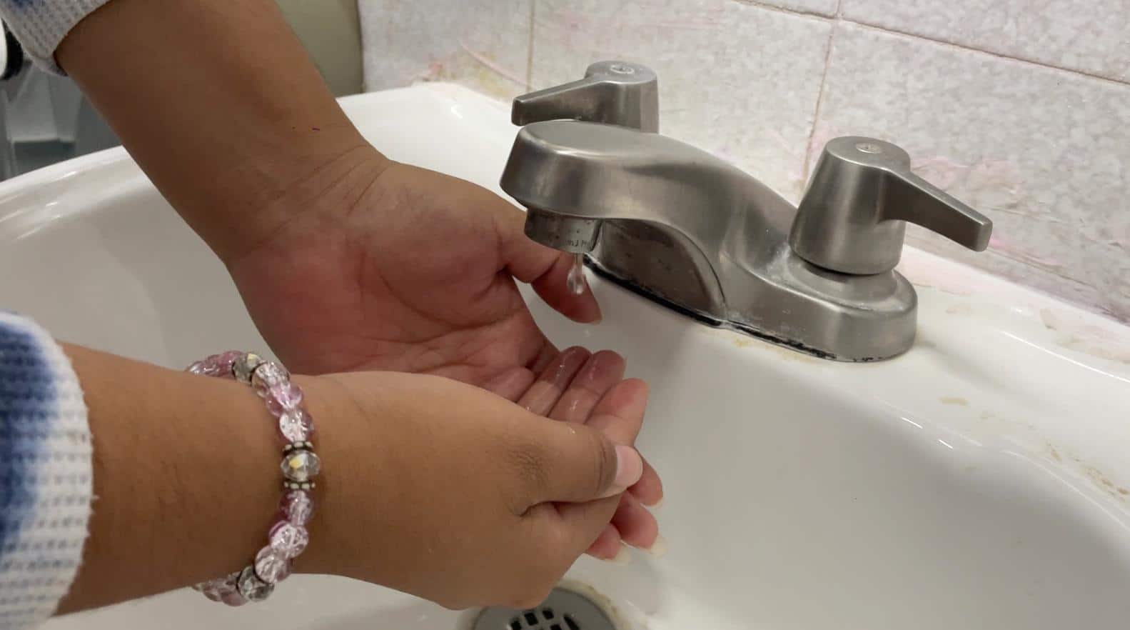 Quienes no pagan servicio de agua potable, la recibirán en pipas