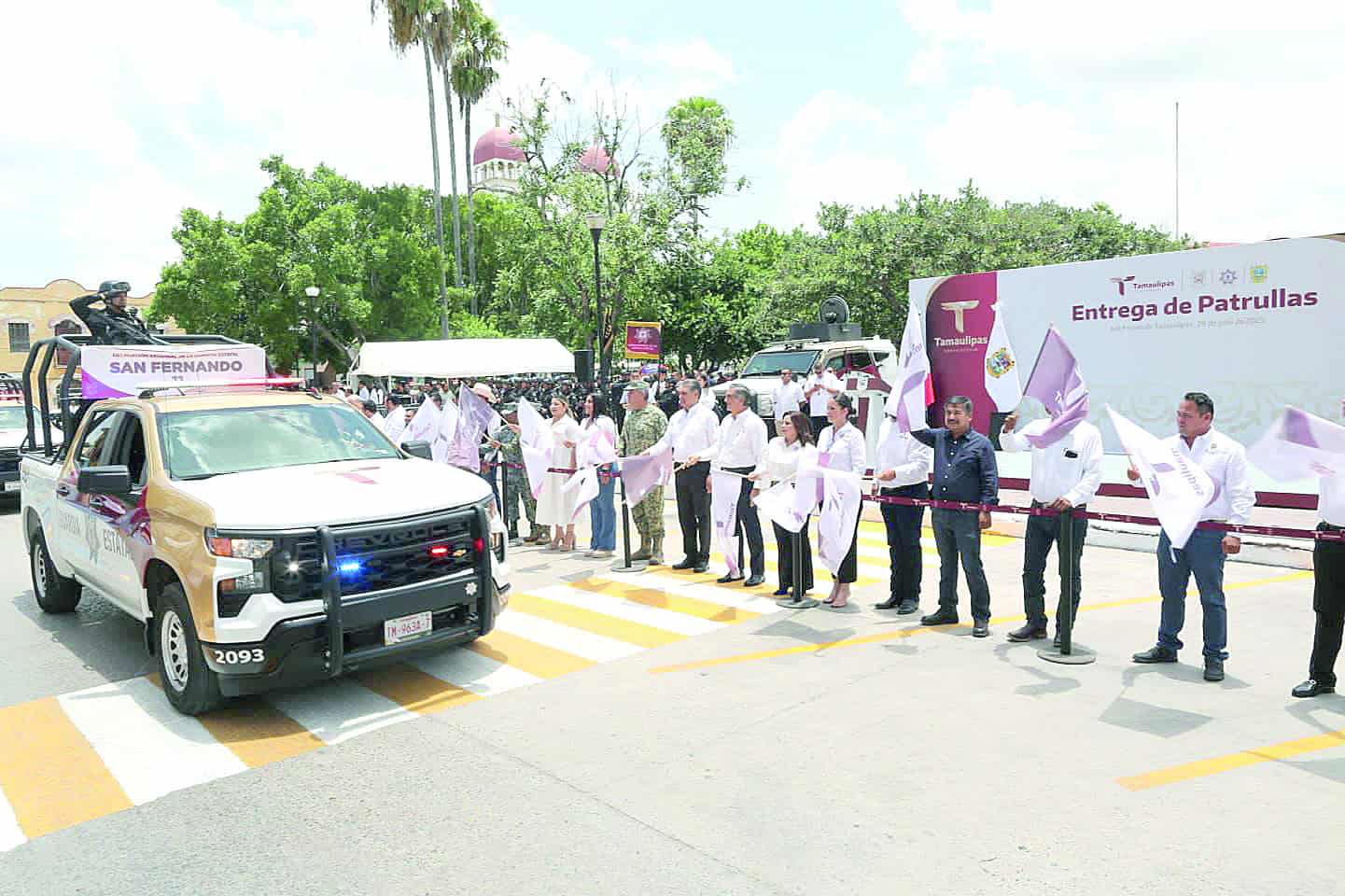 Entregan patrullas en San Fernando