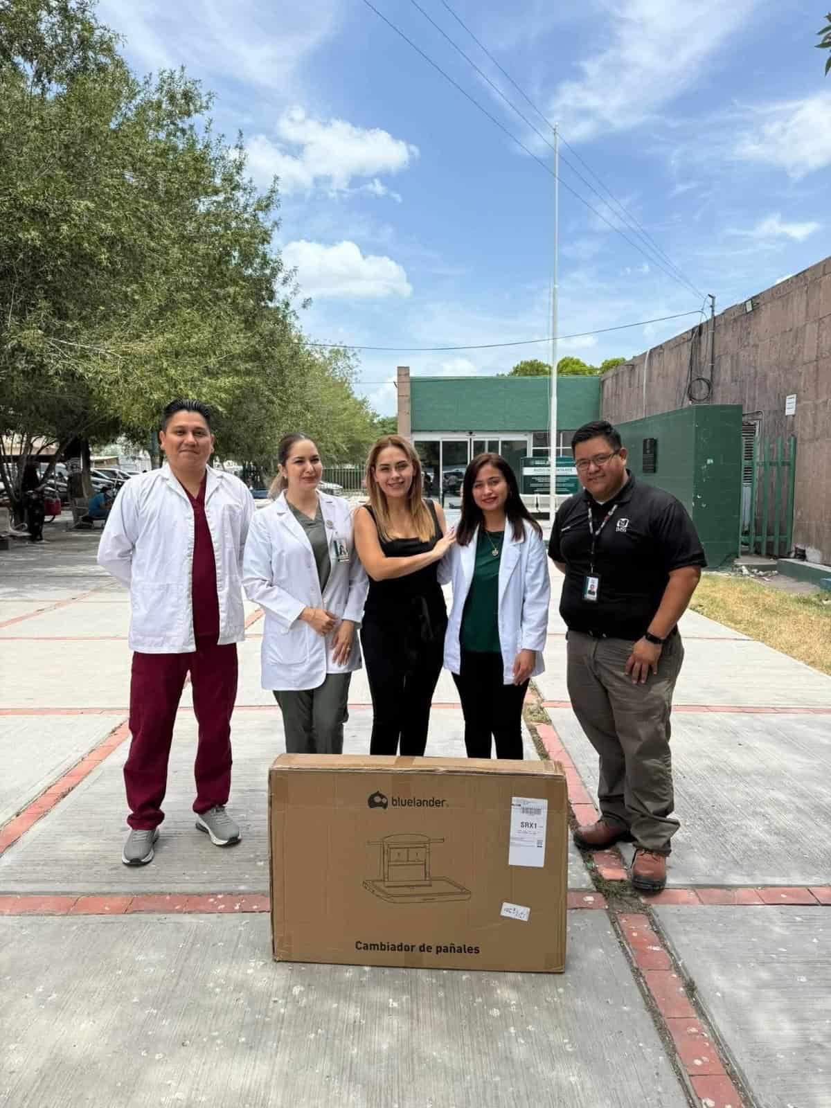 Donan equipo de un cambiador para bebé