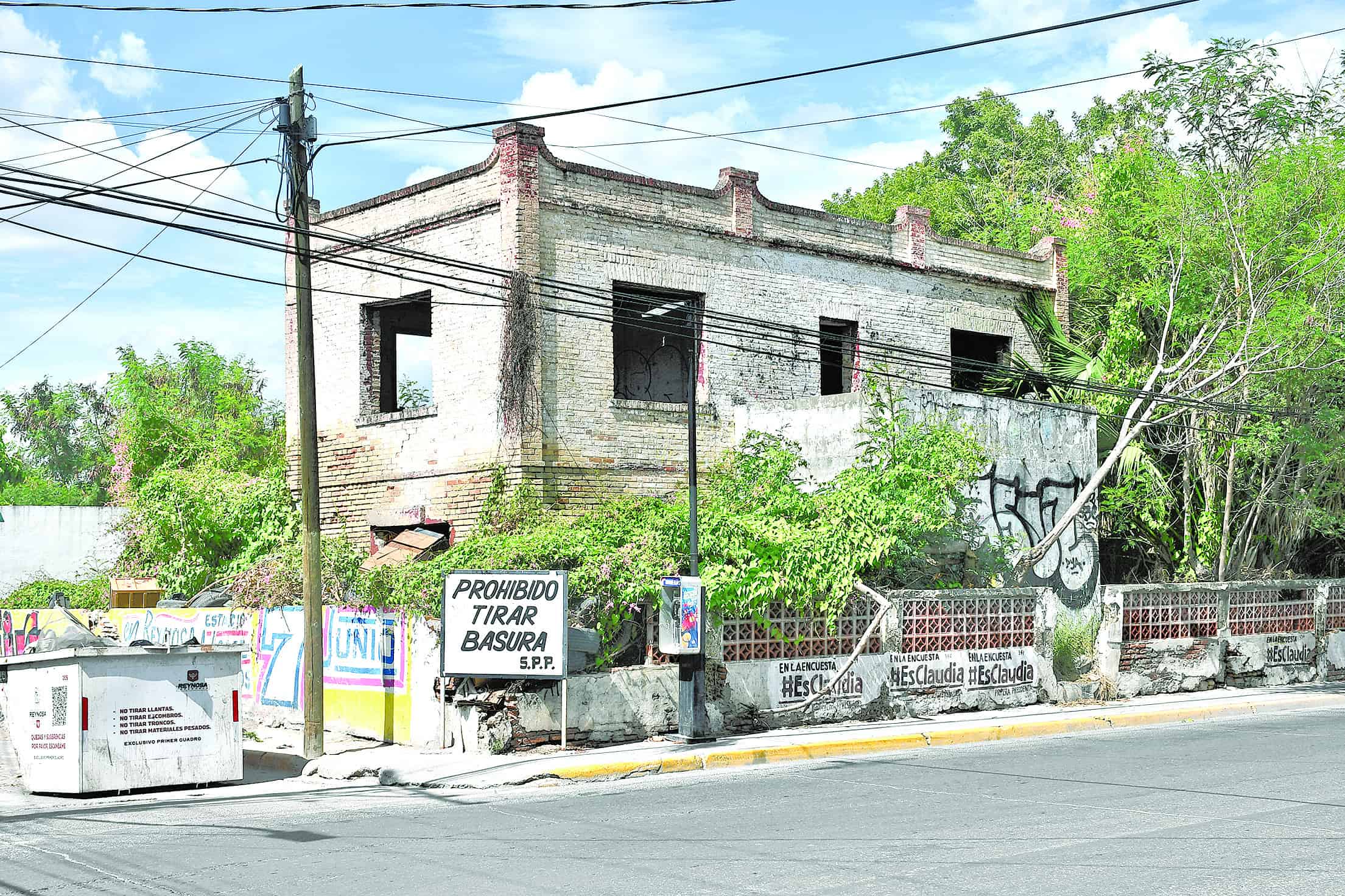 Abandonan viviendas en zona Centro