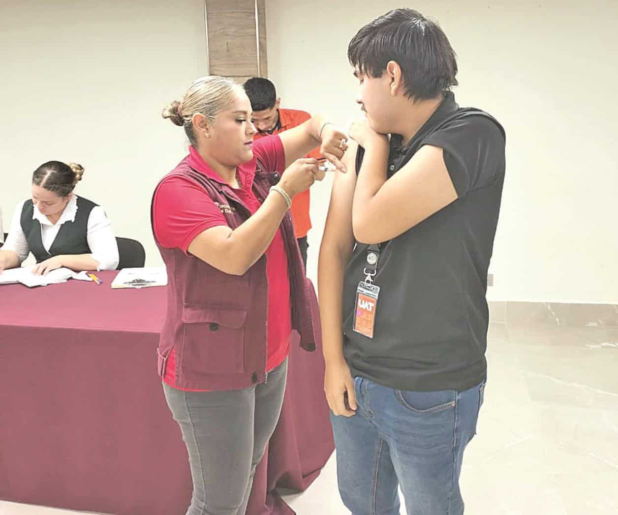 Extienden la campaña intensiva de vacunación