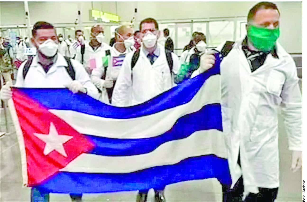Contratarán más médicos cubanos