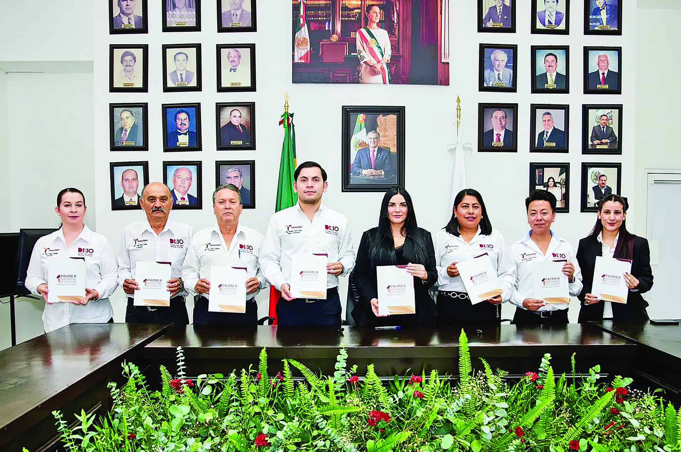 Entrega Nataly su informe de gobierno