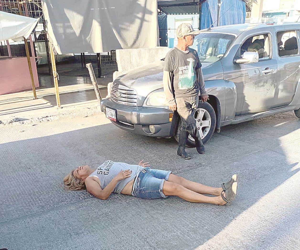 Hospitalizan a una mujer arrollada en Los Muros