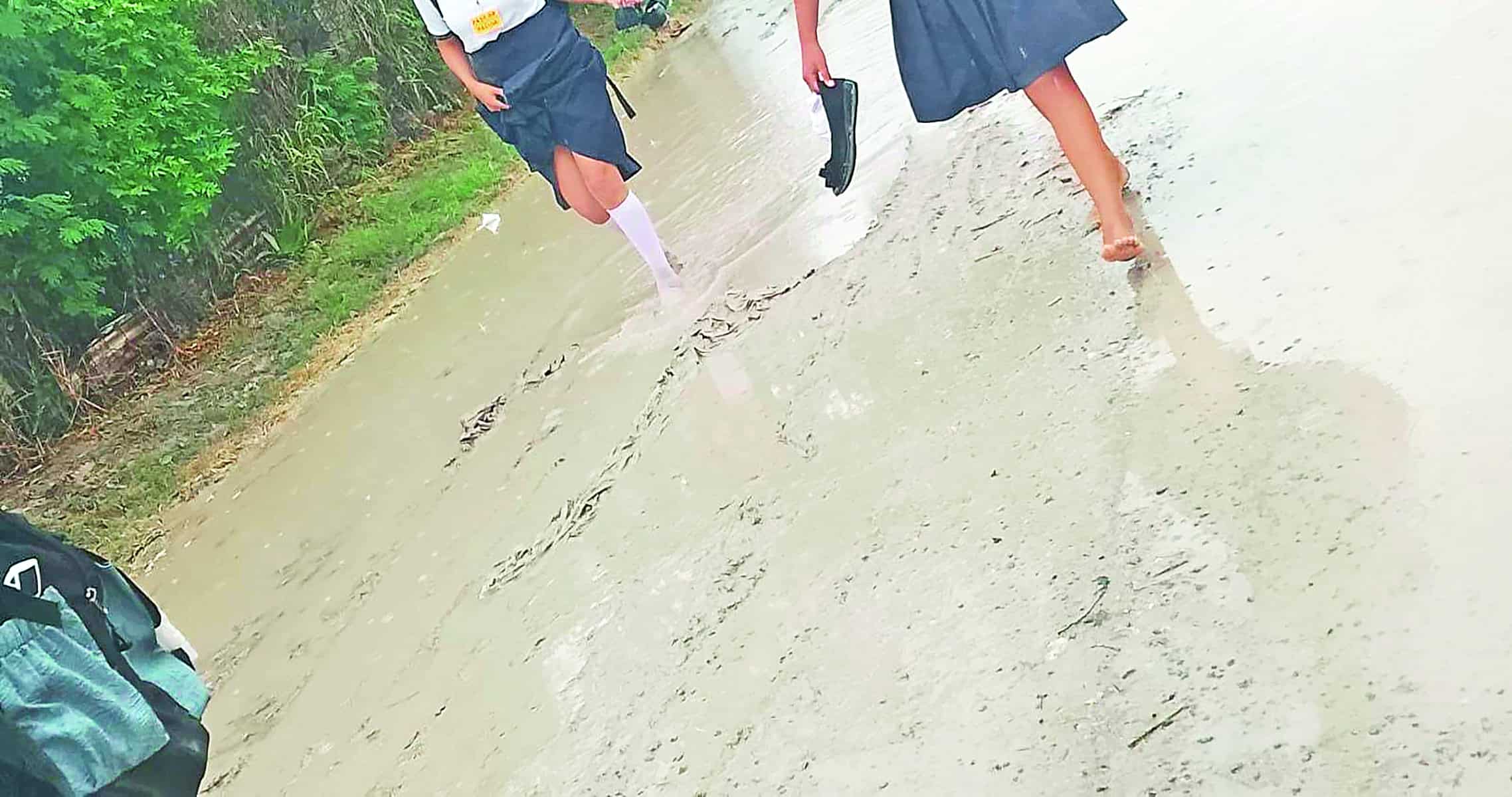 Problemas de acceso en Telesecundaria Conquistadores