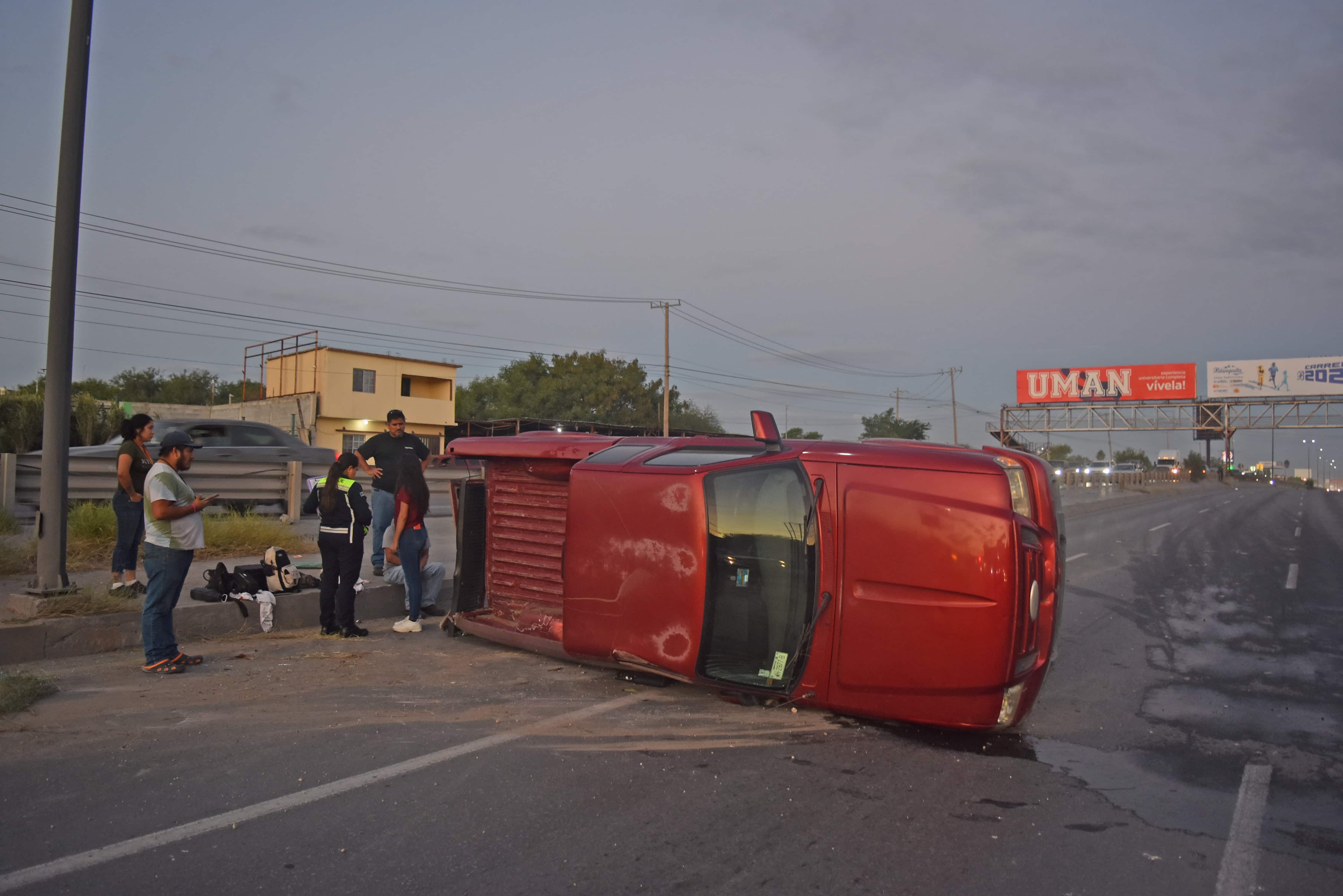 Caos vial por accidente en carretera Río Bravo-Reynosa