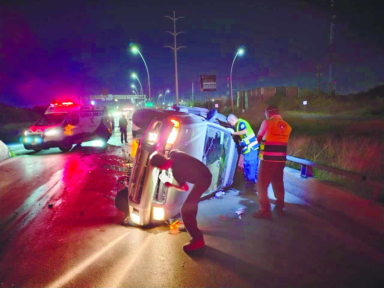 Accidente vehicular en Monterrey-Reynosa