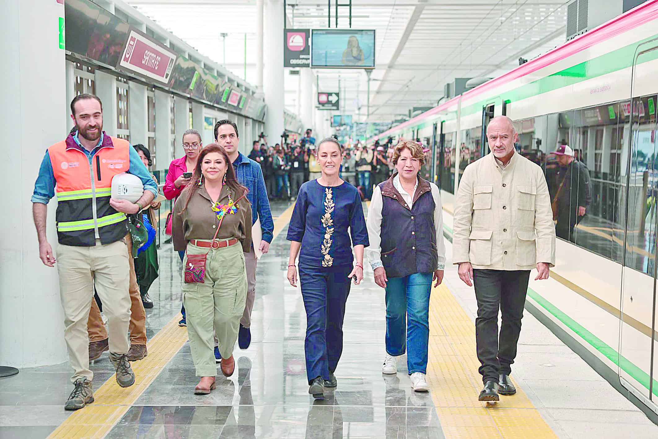 Inauguración del Tren El Insurgente en México-Toluca en enero de 2026