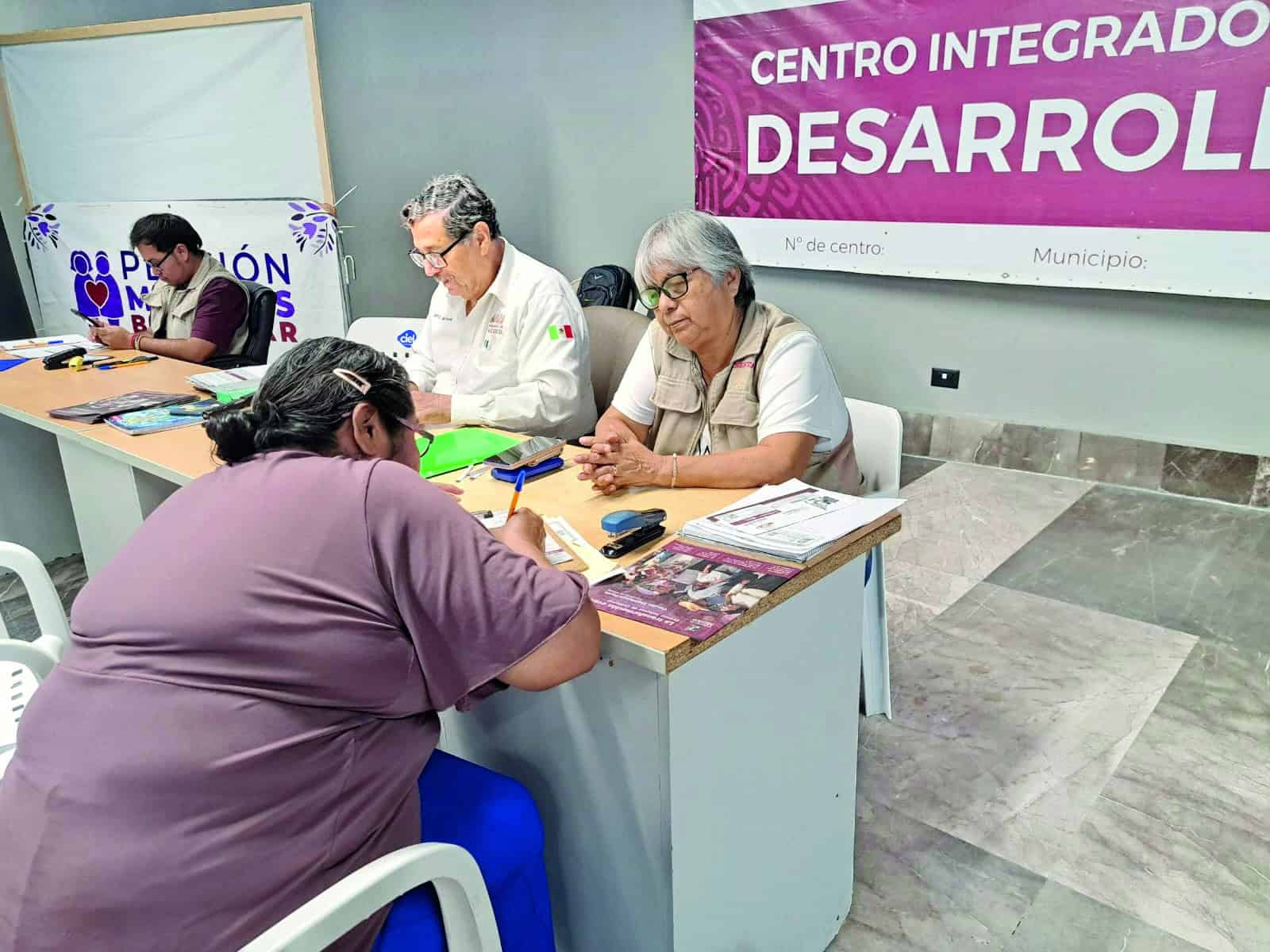 Apoyo económico para mujeres de 60 a 64 años