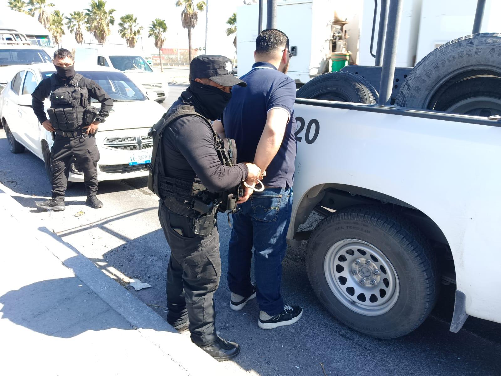 Estatales recuperan vehículo robado