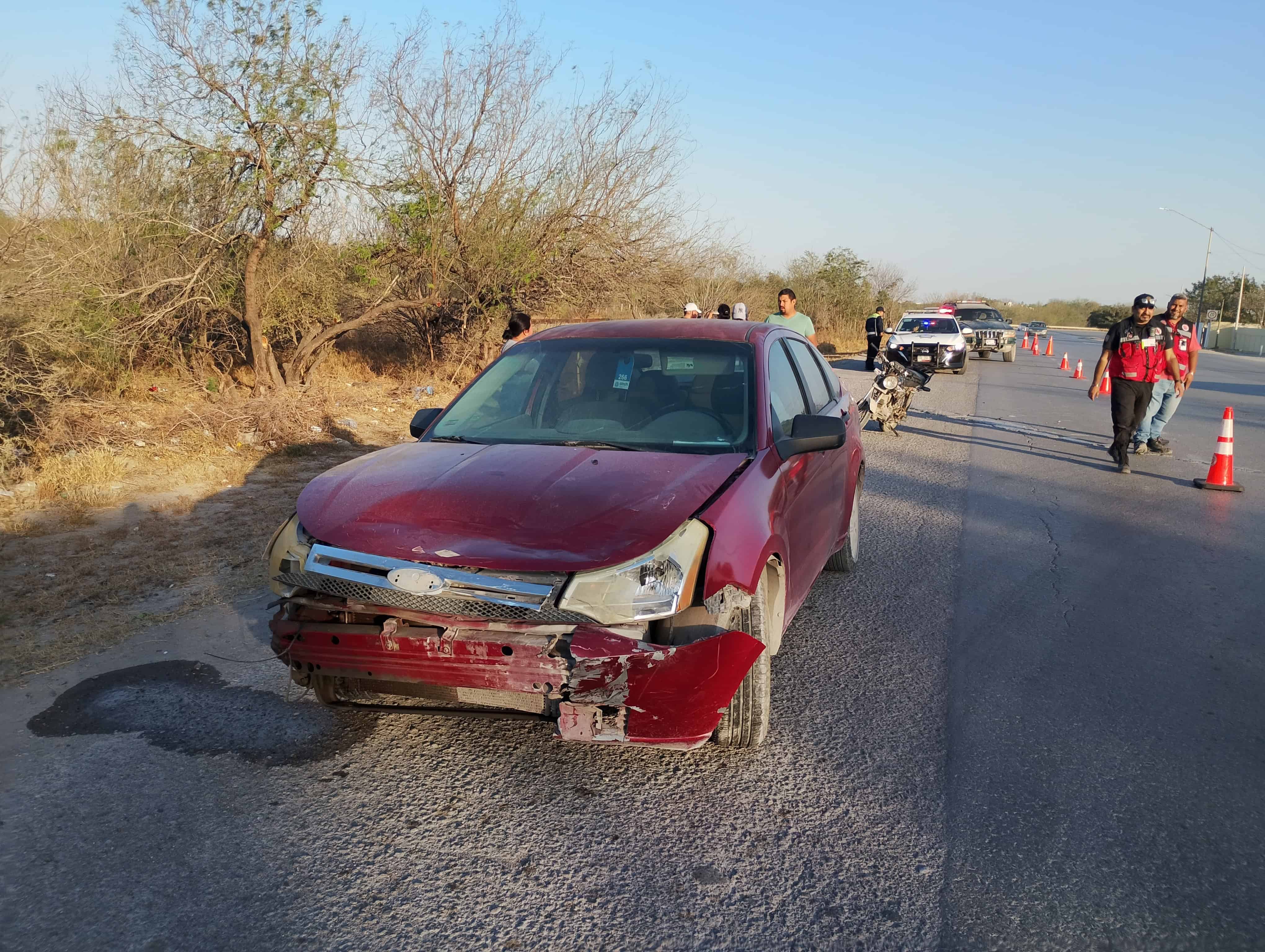 Colisi&oacute;n en carretera deja dos lesionados